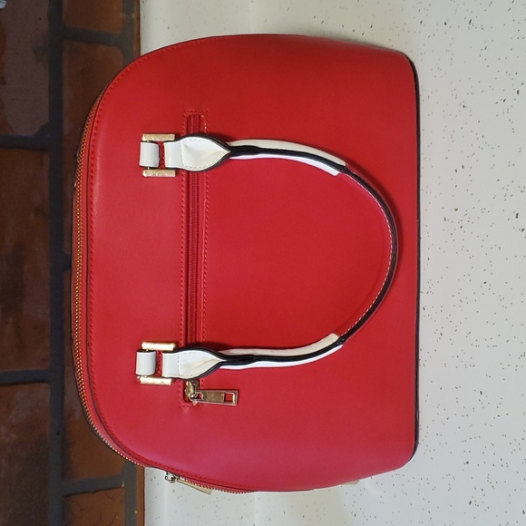 Purse - Picture 2 of 4